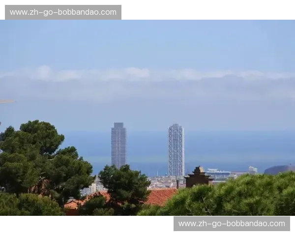 瓦伦西亚：不止是落日，更是死神与艺术的共舞